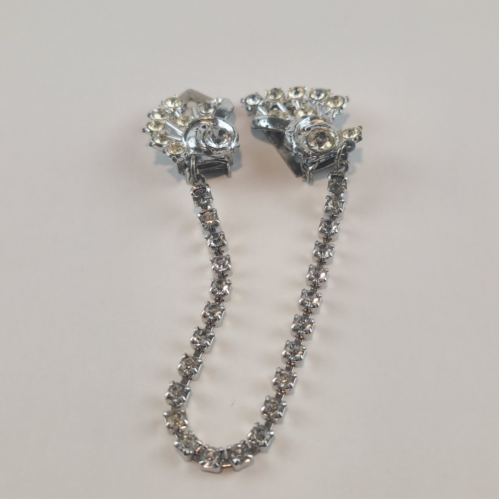 Vintage Rhinestone Fur Guard Clips Silver Tone Clear Rhinestone Chain - Picture 5 of 8